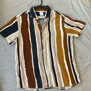 Fashionable Multicolor Button up shirt